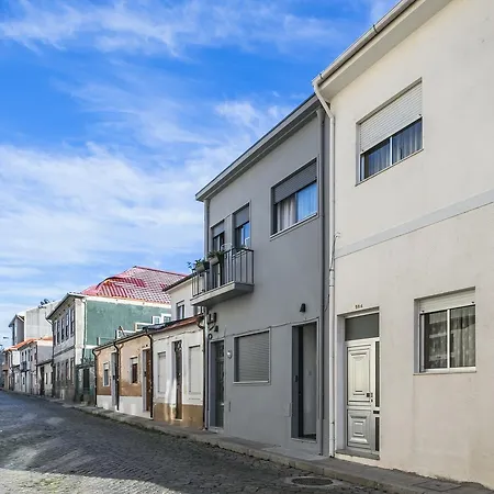 A Francos Attic Porto